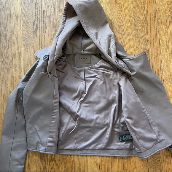 NEw Blank NYC Moto Jacket Taupe Vegan Leather Crop 61C-9078NO Size Large NWT - Picture 4 of 7